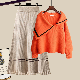 オレンジセーター＋アプリコットスカート